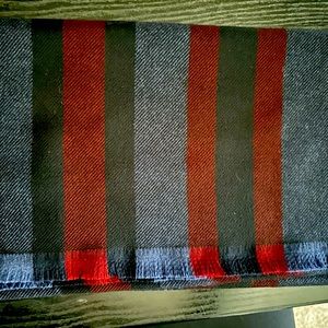 Men’s Gucci scarf